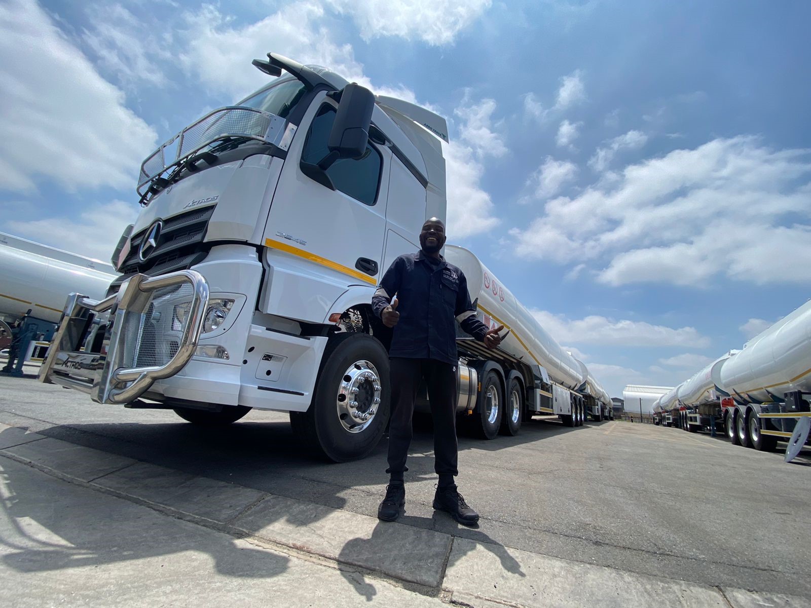 La Mer Petroleum branded fleet